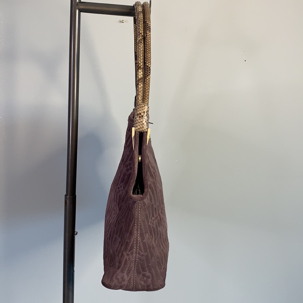 LOUIS VUITTON PYTHON SUEDE NUBUCK SHOULDER BAG - Picture 6 of 16